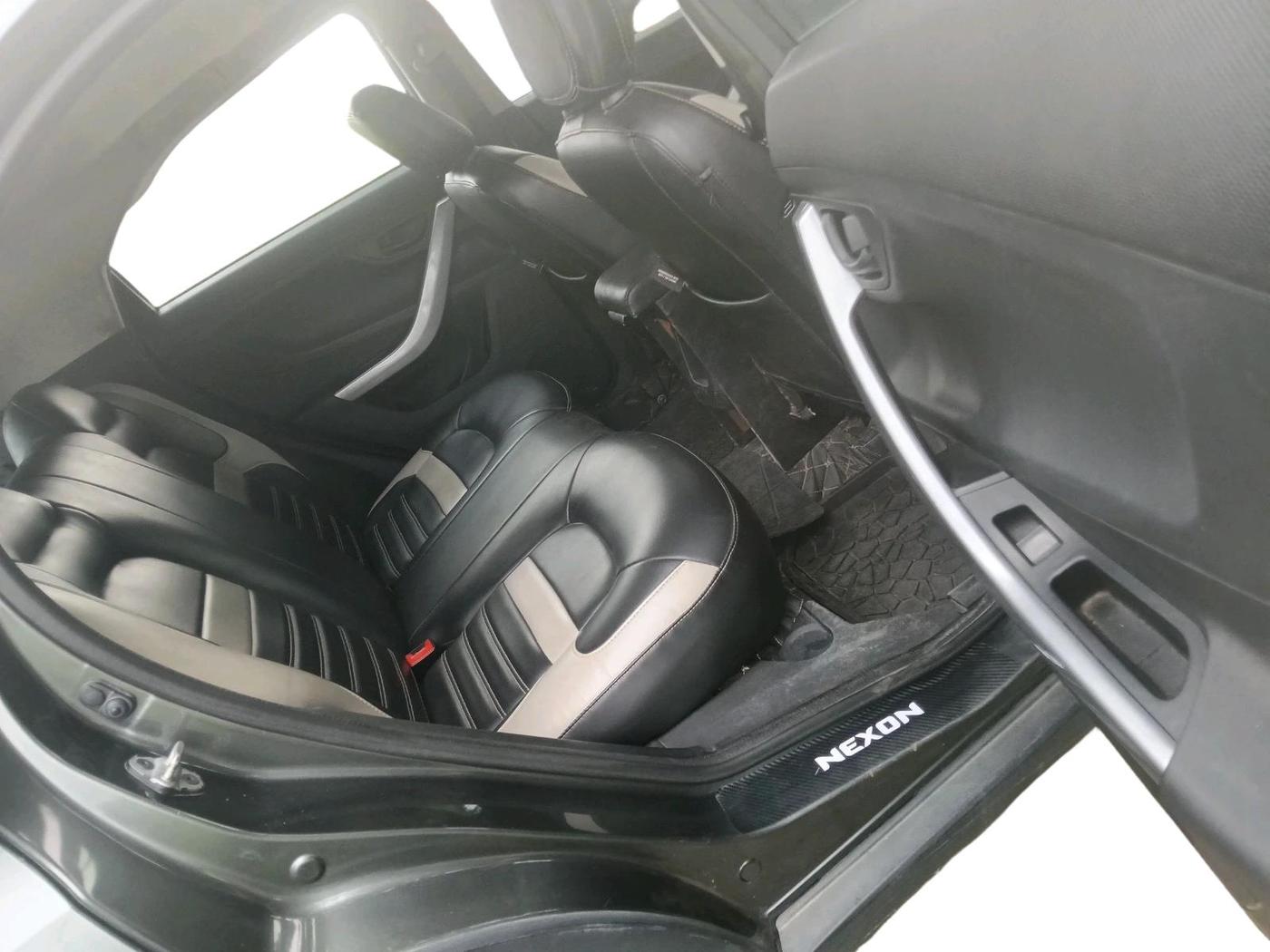 2022 Tata NEXON XM SUNROOF PETROL, Petrol, Manual, 37,312 km, interior