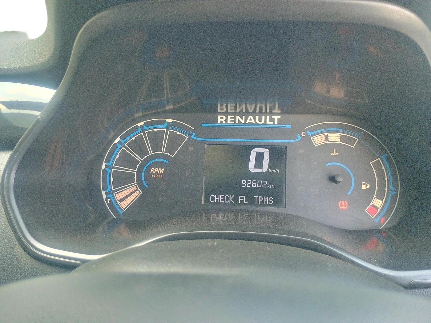 2023 Renault TRIBER RXT, Petrol, Manual, 92,602 km, interior
