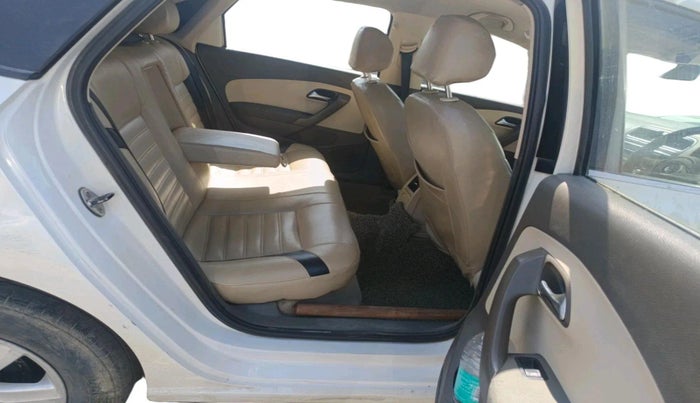 2011 Volkswagen Vento COMFORTLINE DIESEL 1.6, Diesel, Manual, 1,66,812 km, interior