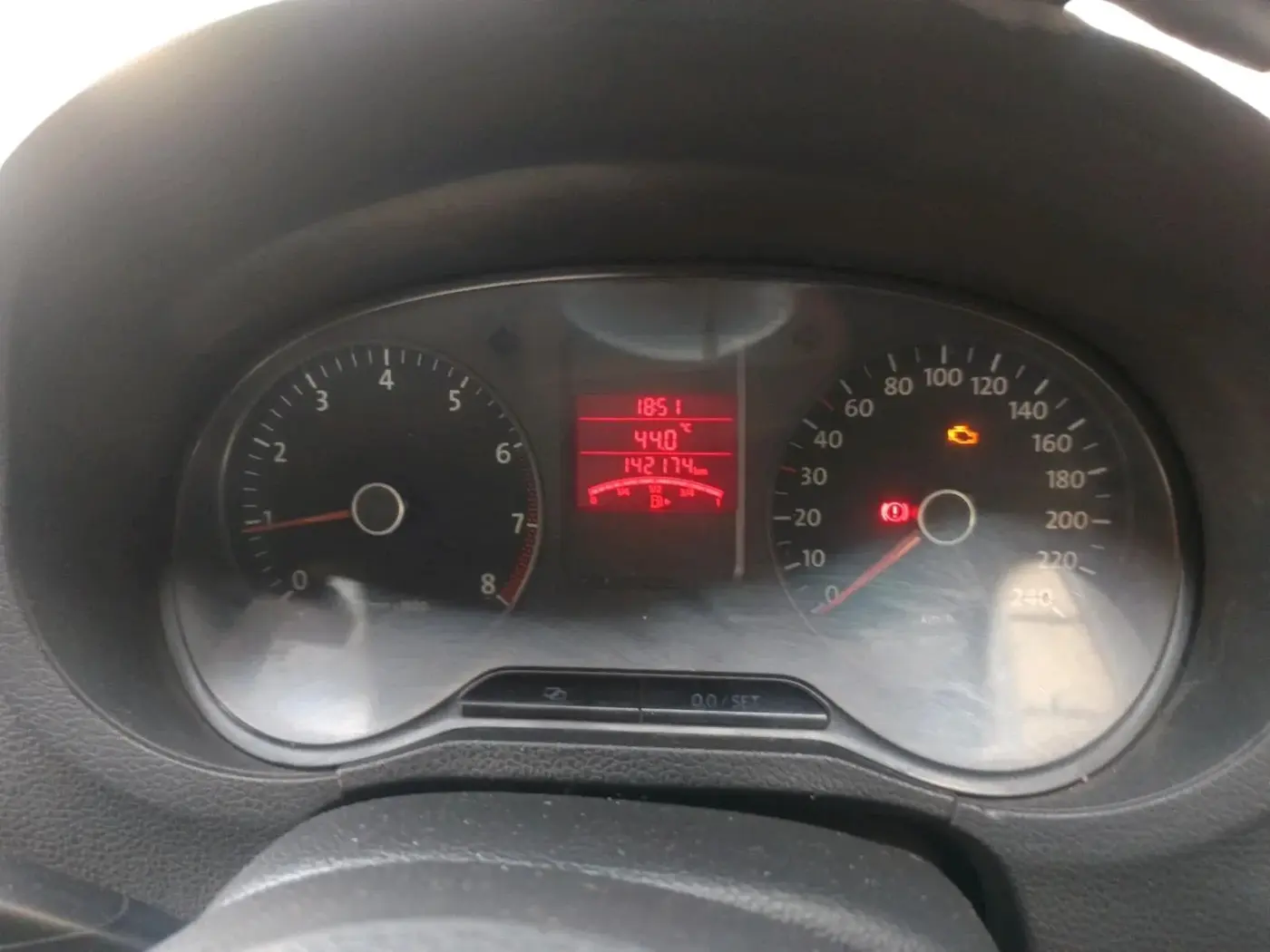 2011 Volkswagen Polo TRENDLINE 1.2L PETROL, Petrol, Manual, 1,42,174 km, interior