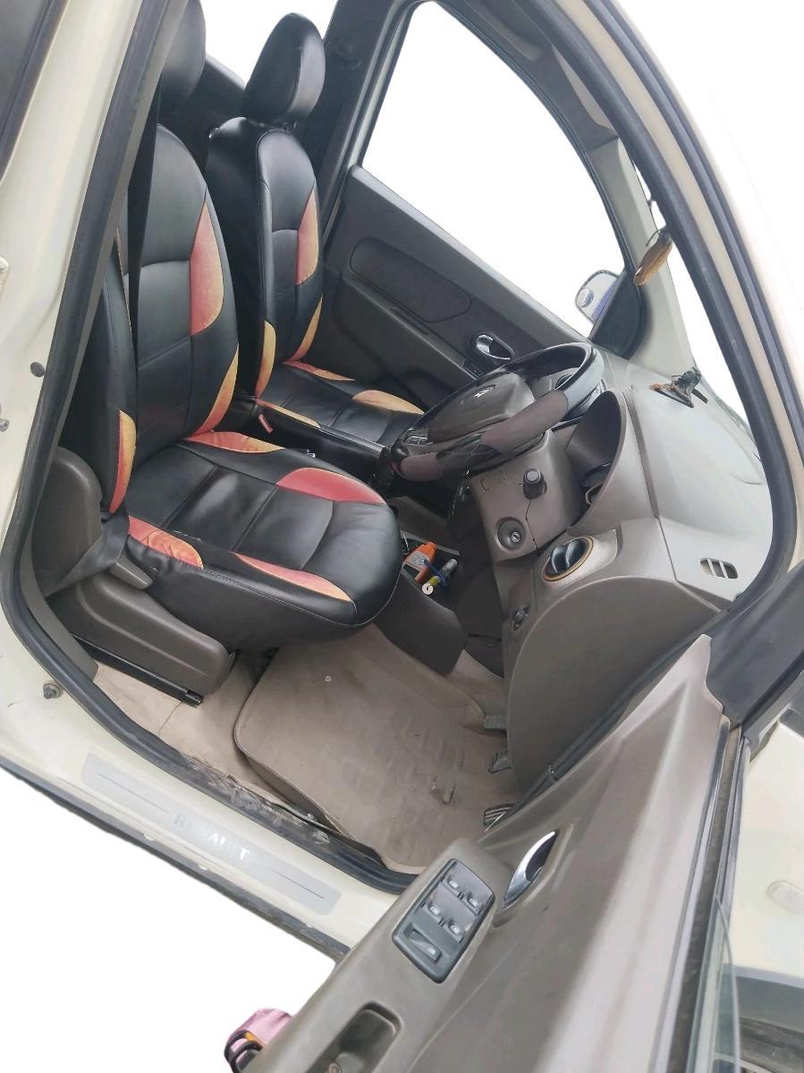 2016 Renault Lodgy 85 PS RXL WORLD EDITION 8 STR, Diesel, Manual, 1,67,092 km, interior