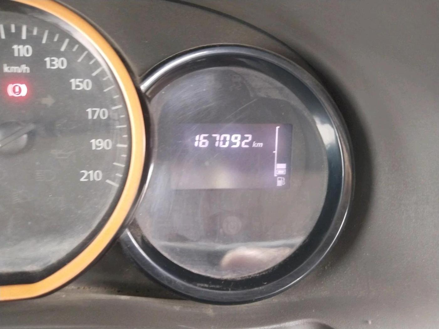 2016 Renault Lodgy 85 PS RXL WORLD EDITION 8 STR, Diesel, Manual, 1,67,092 km, interior