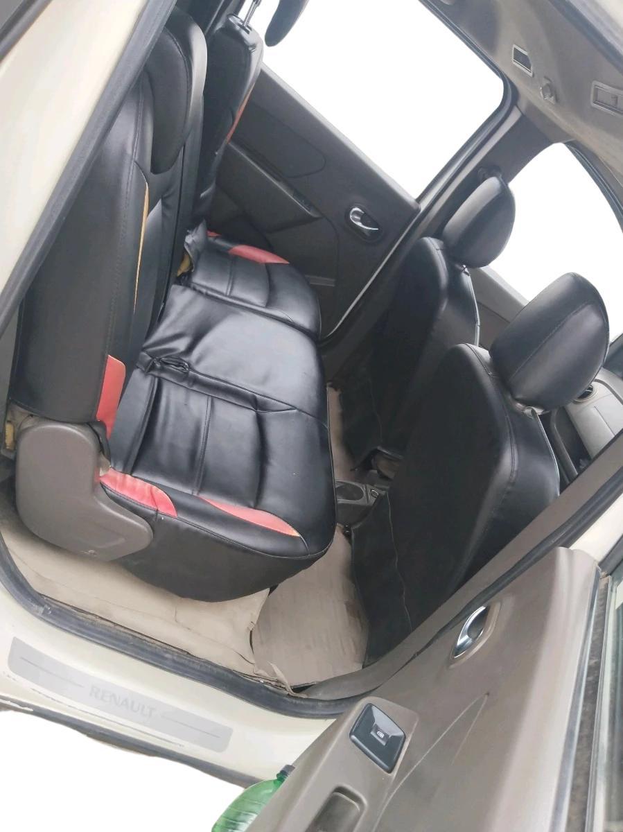 2016 Renault Lodgy 85 PS RXL WORLD EDITION 8 STR, Diesel, Manual, 1,67,092 km, interior