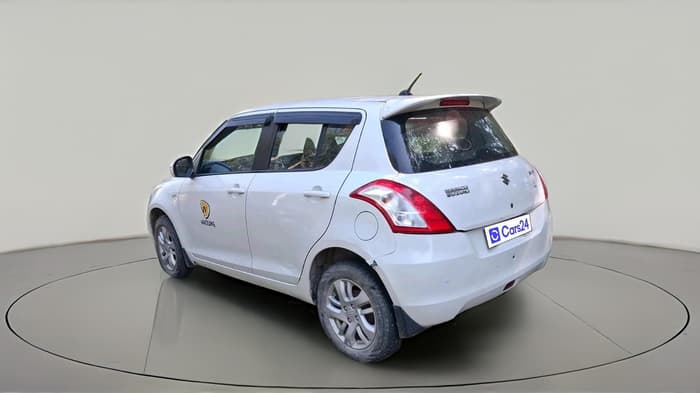 2015 Maruti Swift VXI, Petrol, Manual, 66,755 km, exterior