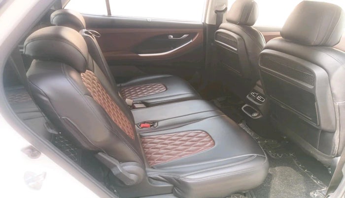 2024 Hyundai ALCAZAR PRESTIGE 1.5 MT 7STR, Diesel, Manual, 18,800 km, interior