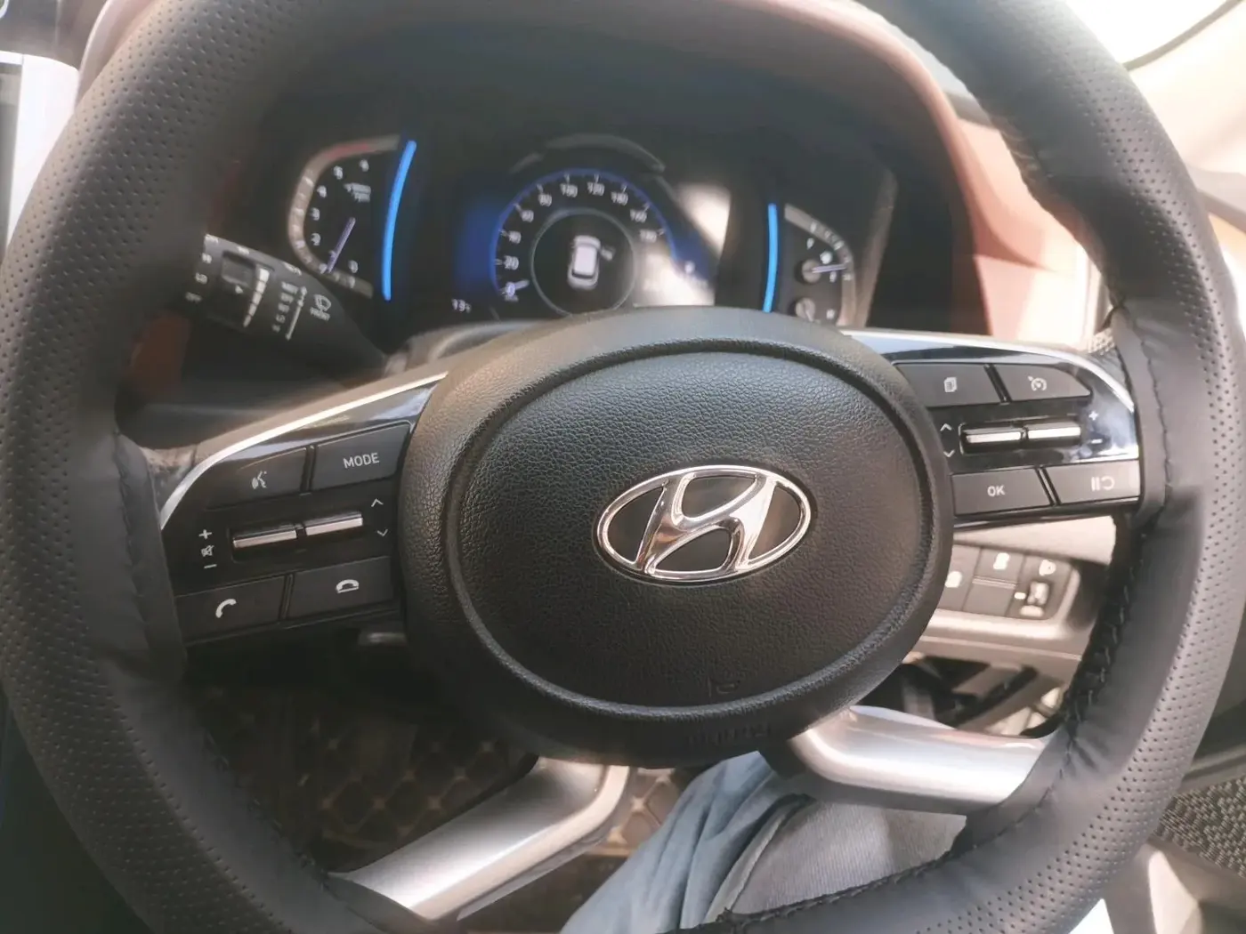 2024 Hyundai ALCAZAR PRESTIGE 1.5 MT 7STR, Diesel, Manual, 18,800 km, interior