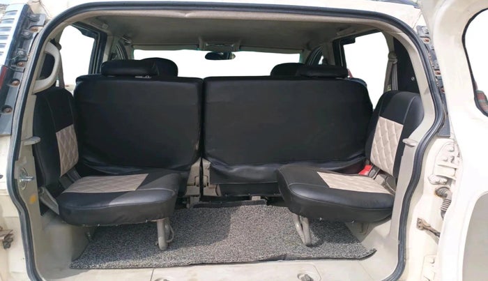 2014 Mahindra Quanto C6, Diesel, Manual, 1,00,248 km, exterior