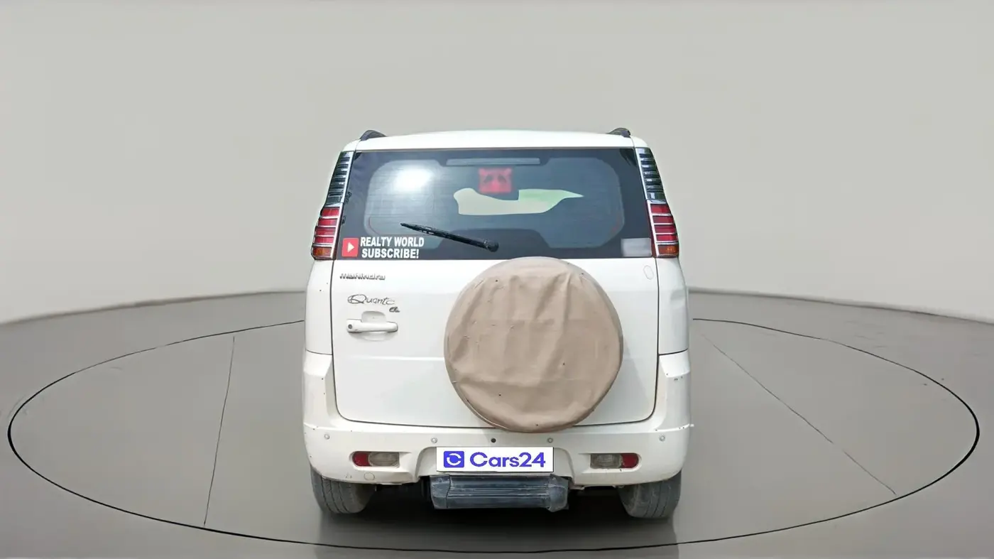 2014 Mahindra Quanto C6, Diesel, Manual, 1,00,248 km, exterior