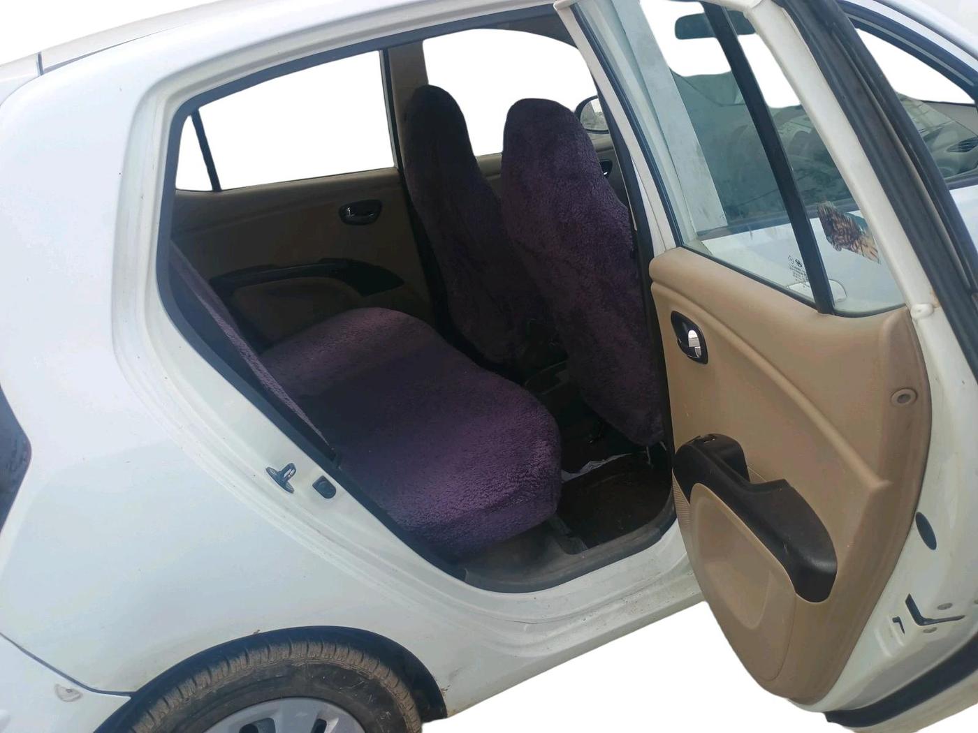 2012 Hyundai i10 SPORTZ 1.2, Petrol, Manual, 1,29,596 km, interior