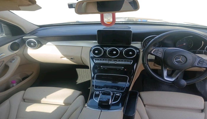 2017 Mercedes Benz C Class 220d, Diesel, Automatic, 47,160 km, interior