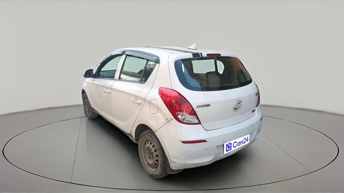 2012 Hyundai i20 MAGNA 1.2, CNG, Manual, 1,04,493 km, exterior