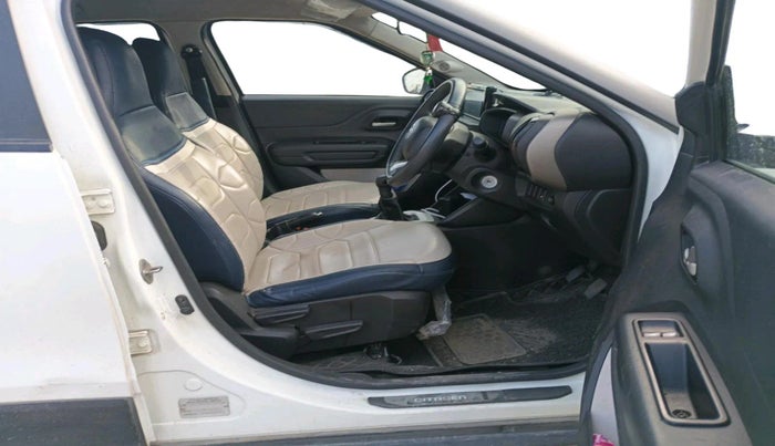 2024 CITROEN C3 SHINE 1.2 DUAL TONE , Petrol, Manual, 40,218 km, interior