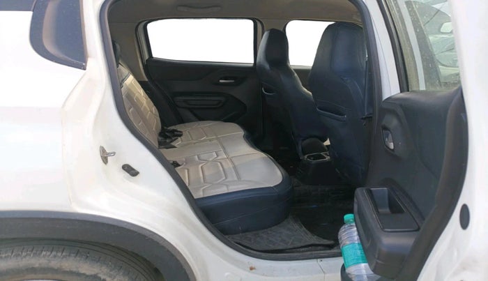 2024 CITROEN C3 SHINE 1.2 DUAL TONE , Petrol, Manual, 40,218 km, interior