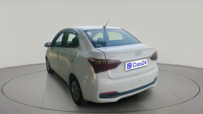 2018 Hyundai Xcent E+, CNG, Manual, 1,92,893 km, exterior