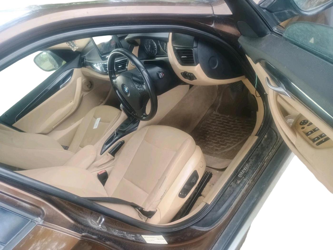 2011 BMW X1 sDrive20d, Diesel, Automatic, 93,816 km, interior