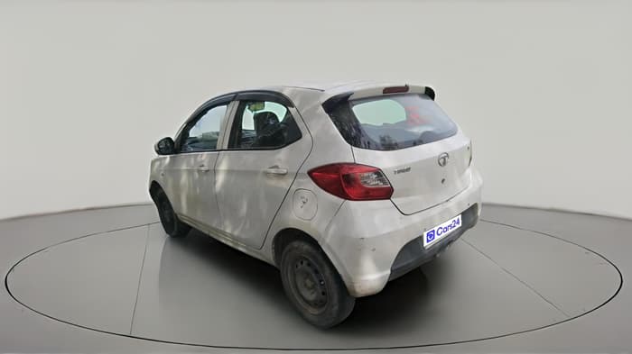 2017 Tata Tiago XT PETROL, Petrol, Manual, 1,19,279 km, exterior