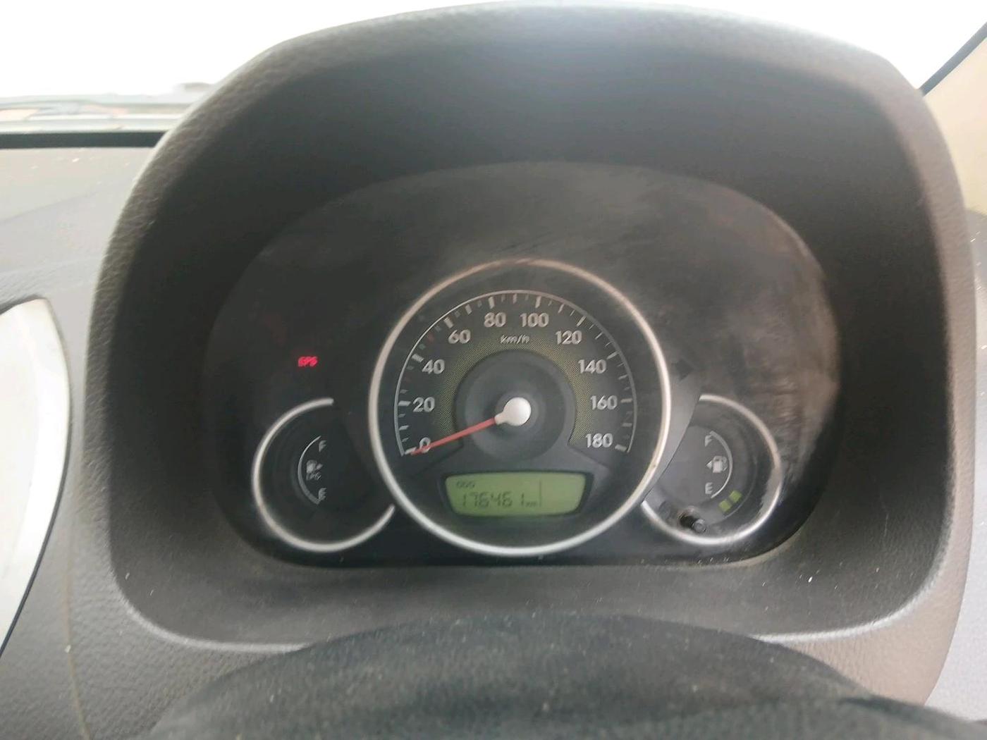 2012 Hyundai Eon MAGNA + LPG, Petrol, Manual, 1,76,461 km, interior