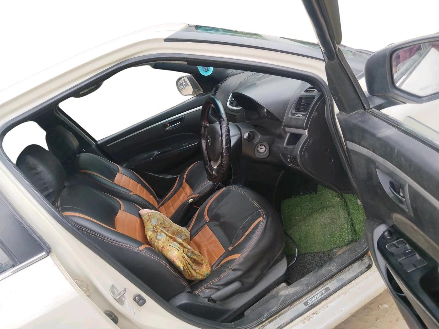 2014 Maruti Swift VXI, CNG, Manual, 97,067 km, interior