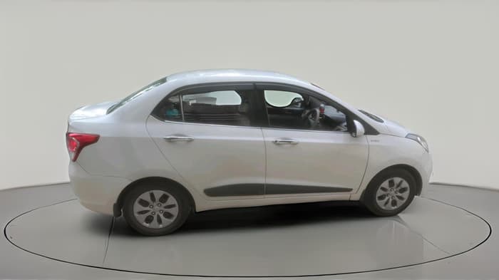2014 Hyundai Xcent S 1.2, Petrol, Manual, 1,05,956 km, exterior