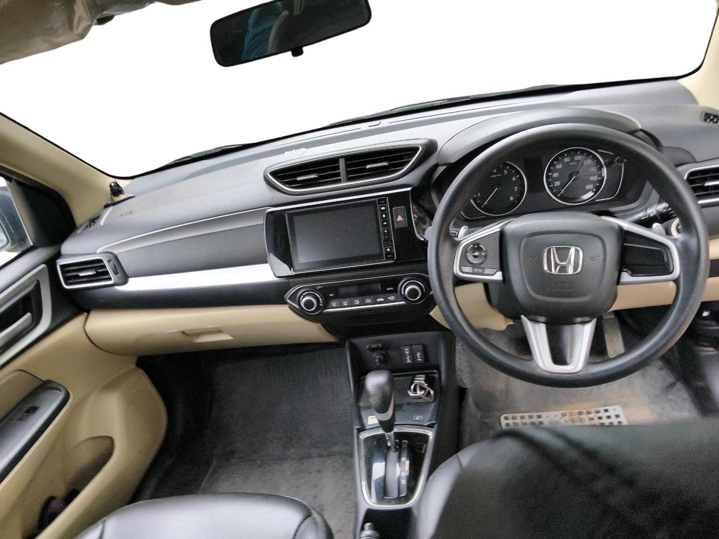 2023 Honda Amaze 1.2L I-VTEC VX CVT, Petrol, Automatic, 68,137 km, interior