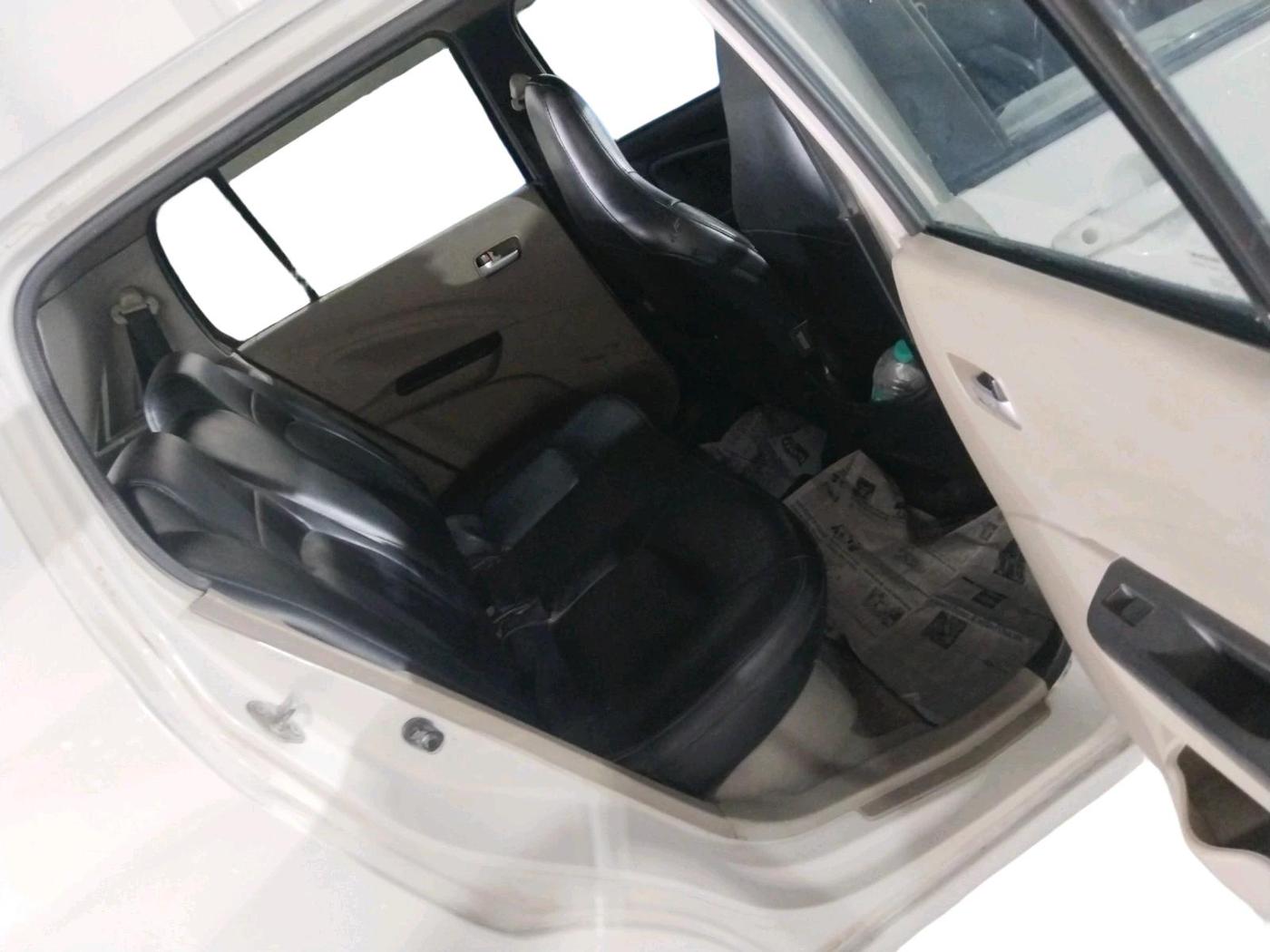 2016 Maruti Celerio VXI, CNG, Manual, 74,778 km, interior