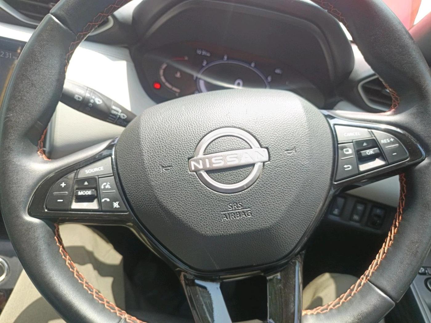 2024 Nissan MAGNITE Tekna B4D 1.0 Petrol MT, Petrol, Manual, 10,665 km, interior
