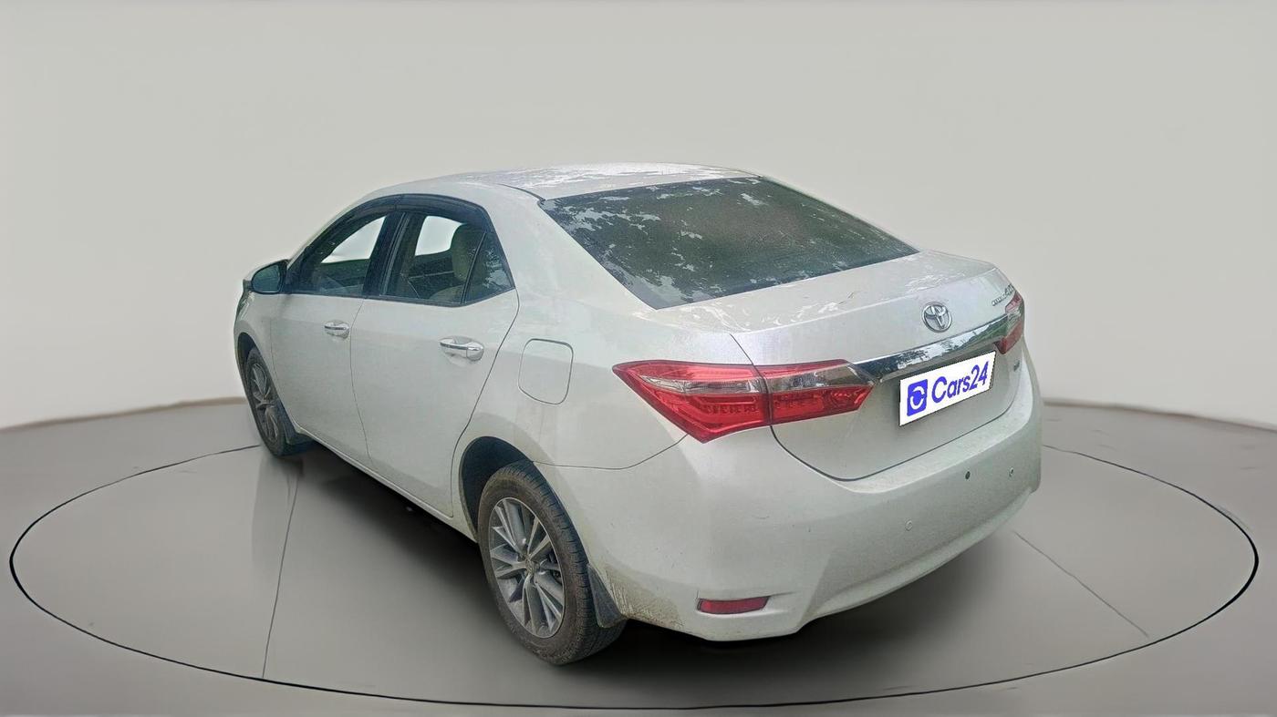 2016 Toyota Corolla Altis VL CVT PETROL, Petrol, Automatic, 1,32,777 km, exterior