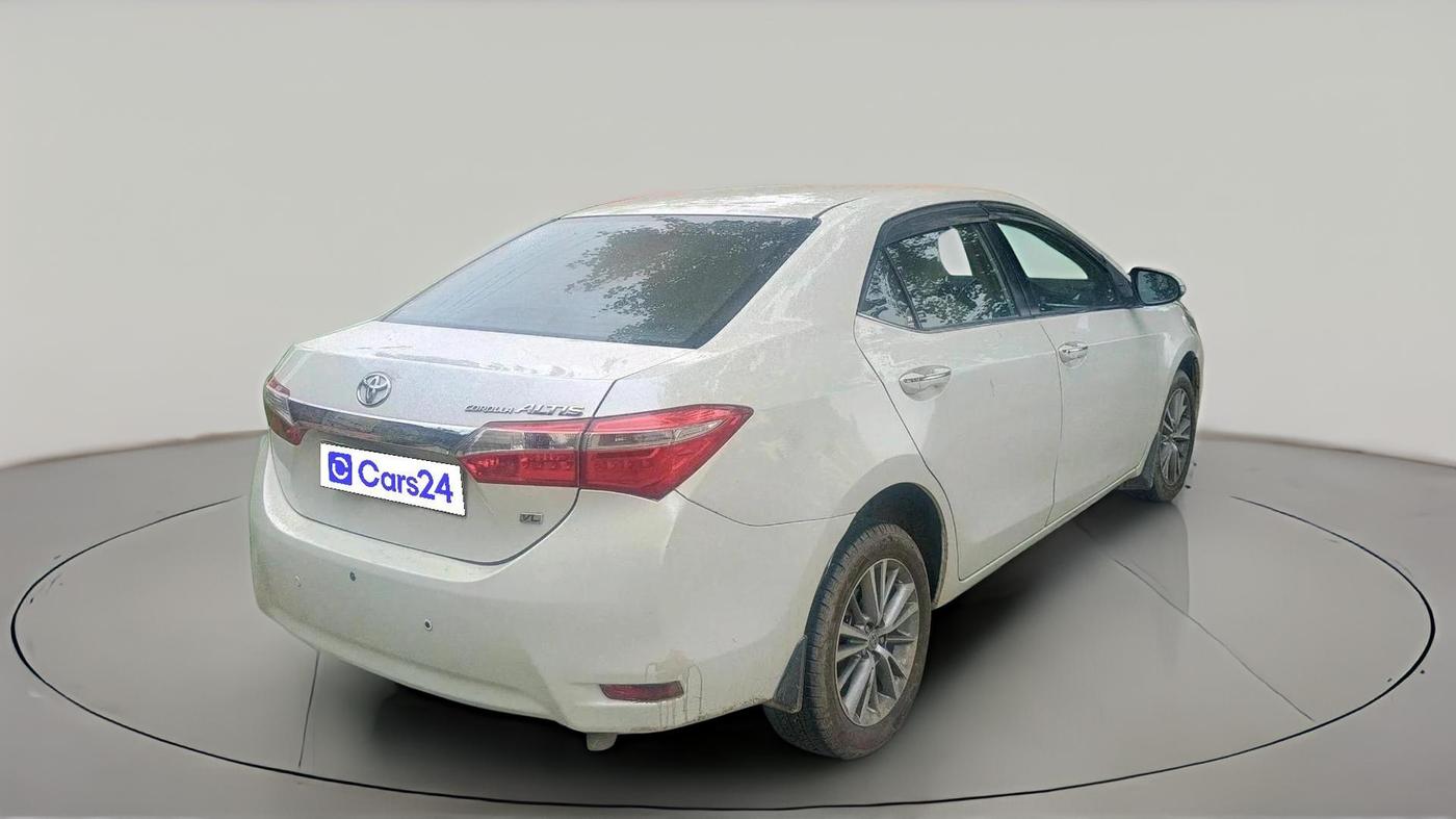2016 Toyota Corolla Altis VL CVT PETROL, Petrol, Automatic, 1,32,777 km, exterior