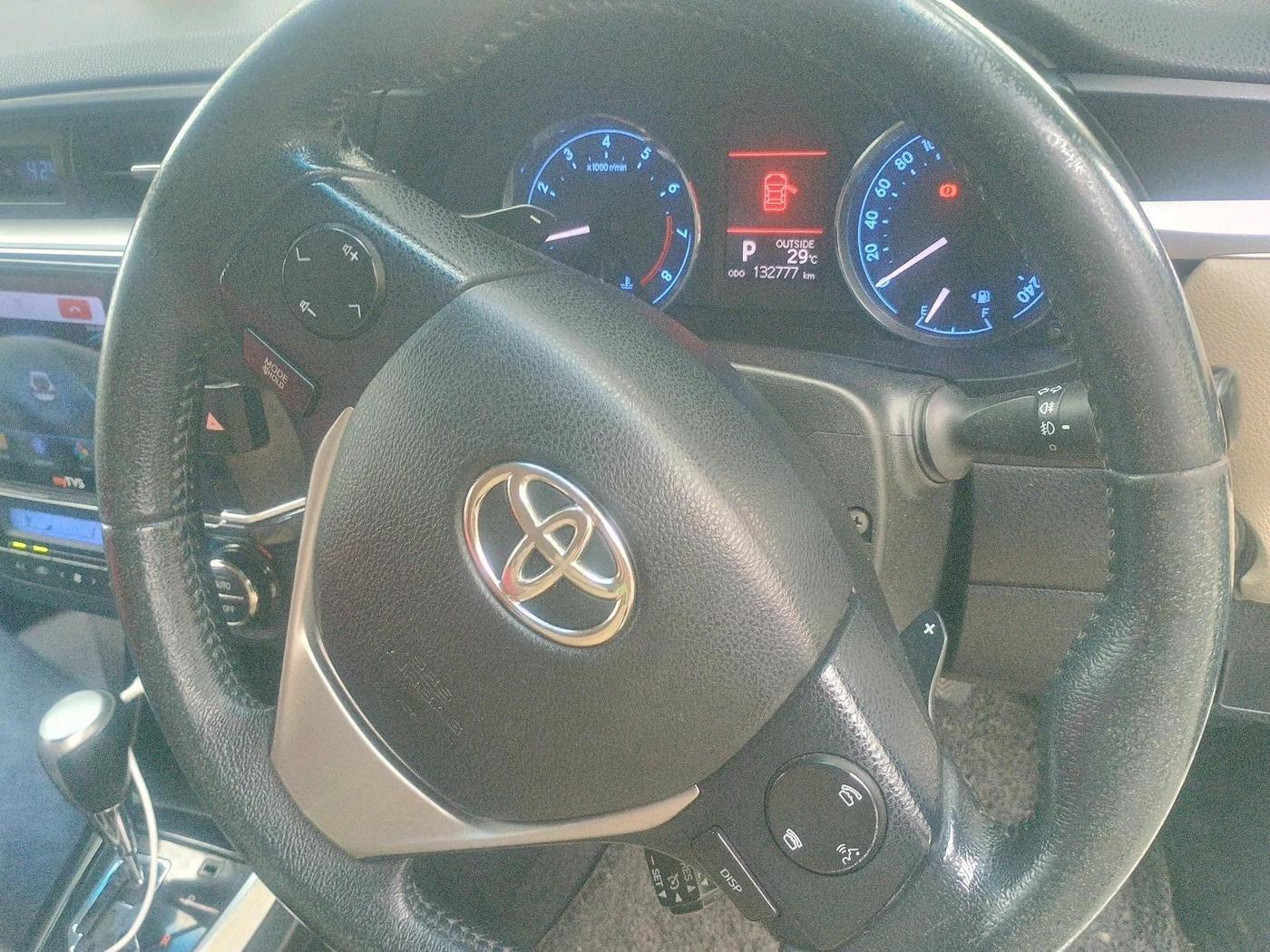 2016 Toyota Corolla Altis VL CVT PETROL, Petrol, Automatic, 1,32,777 km, interior
