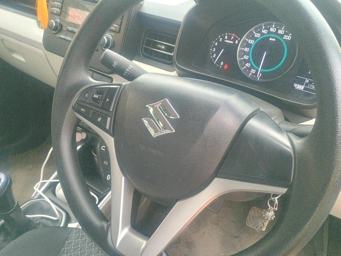 2022 Maruti IGNIS DELTA 1.2, CNG, Manual, 17,349 km, interior