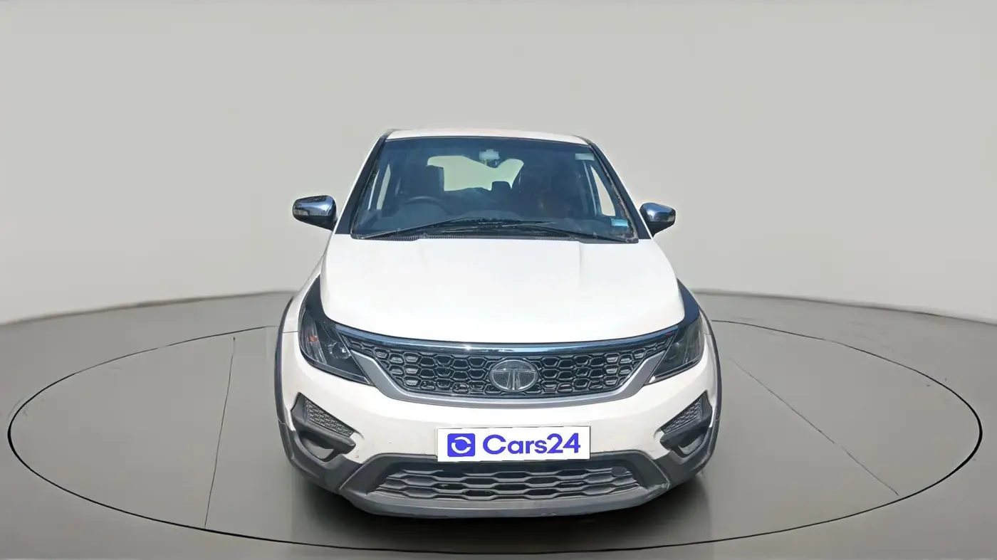 2018 Tata Hexa XE 4X2 7 STR, Diesel, Manual, 87,348 km, exterior