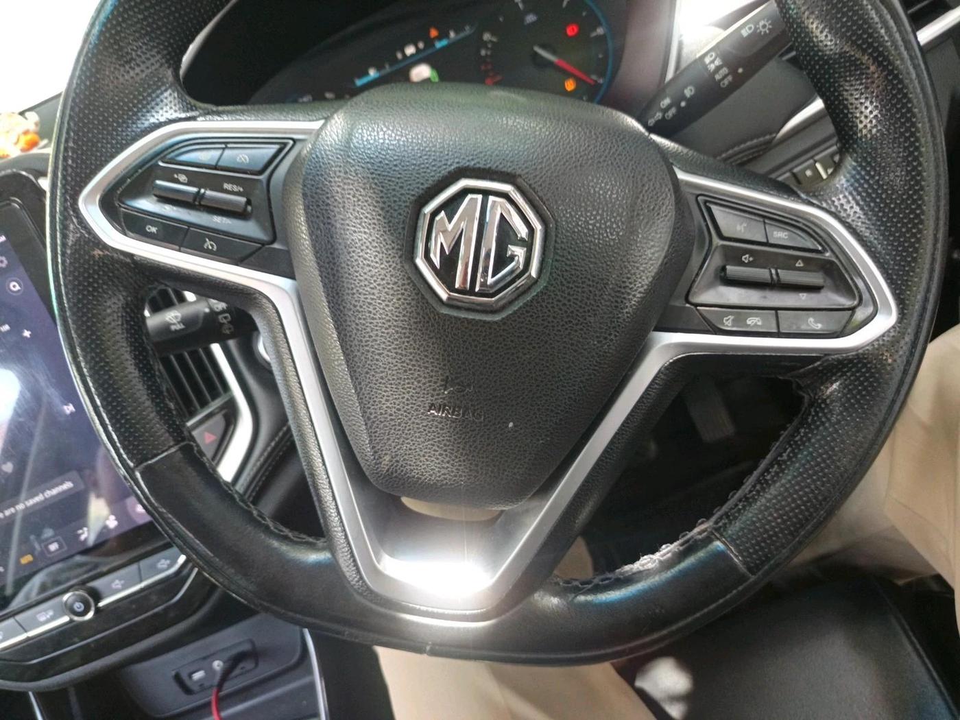 2020 MG HECTOR SHARP HYBRID 1.5 PETROL, Petrol, Manual, 1,27,357 km, interior
