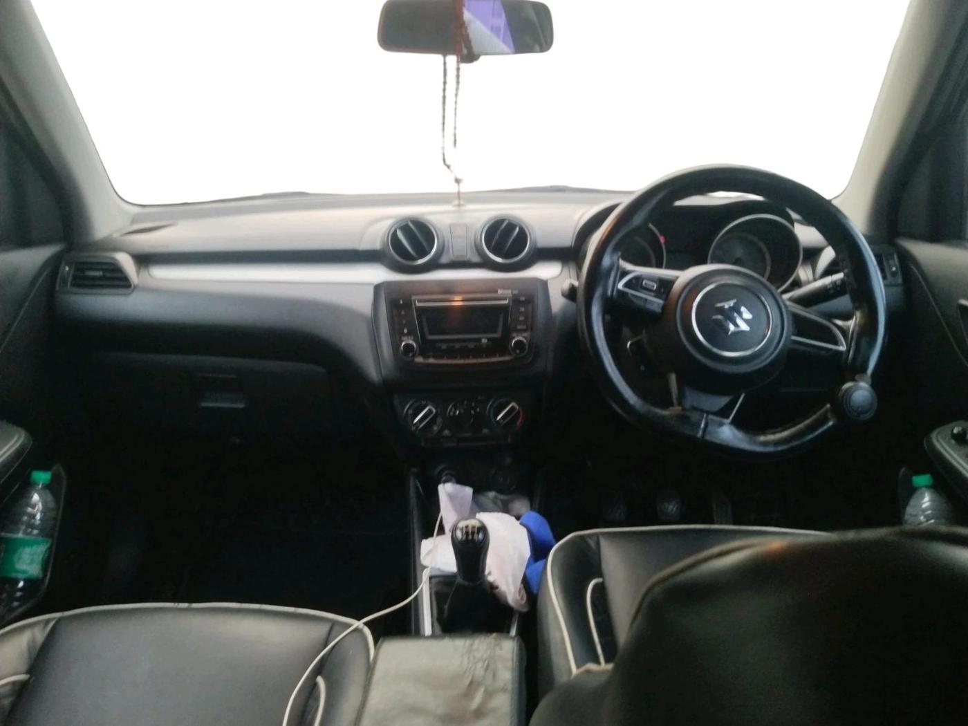 2020 Maruti Swift VXI, Petrol, Manual, 61,350 km, interior