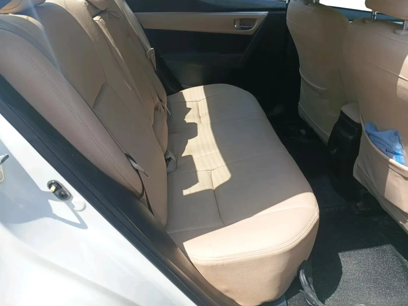 2015 Toyota Corolla Altis G CVT PETROL, Petrol, Automatic, 1,18,310 km, interior