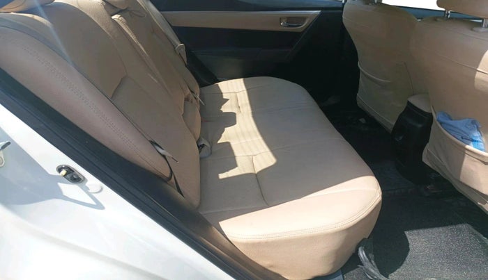 2015 Toyota Corolla Altis G CVT PETROL, Petrol, Automatic, 1,18,310 km, interior