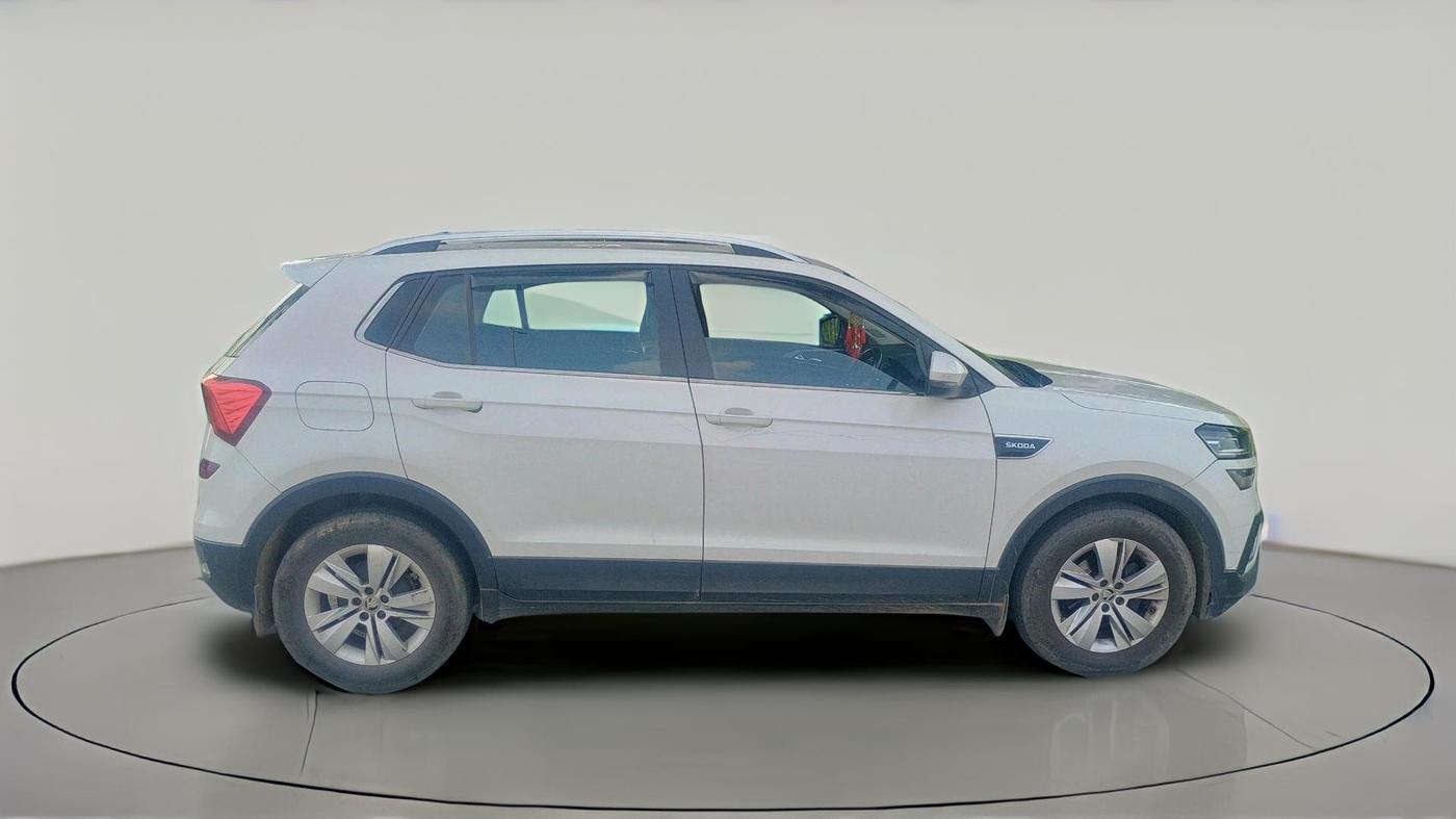 2022 Skoda KUSHAQ AMBITION 1.0L TSI AT, Petrol, Automatic, 1,06,334 km, exterior