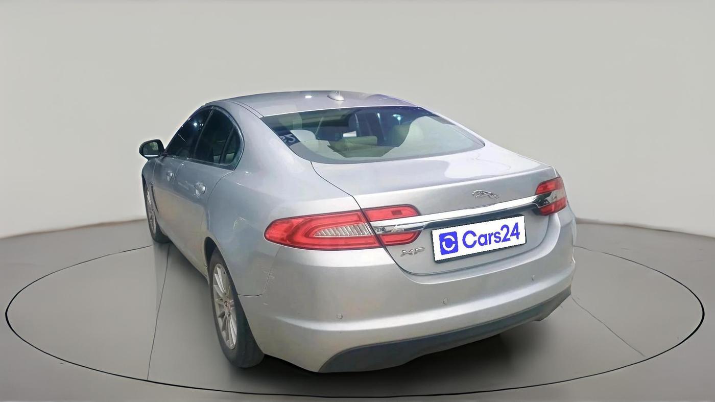 2014 Jaguar XF 2.2 DIESEL LUXURY, Diesel, Automatic, 1,30,999 km, exterior