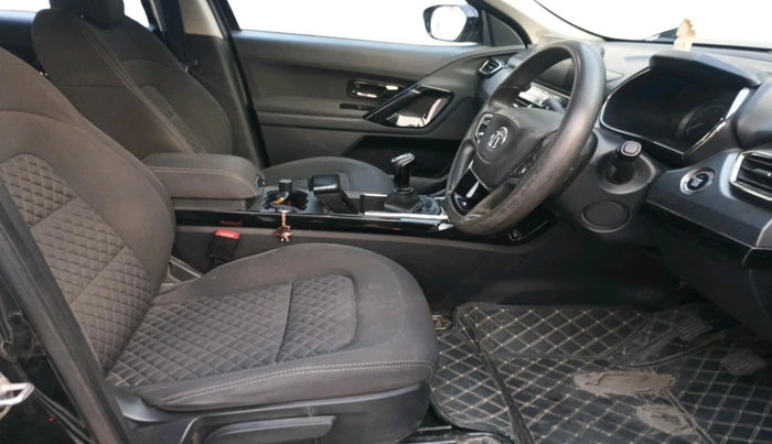 2022 Tata Harrier XT PLUS 2.0L KRYOTEC DARK EDITON, Diesel, Manual, 93,784 km, interior