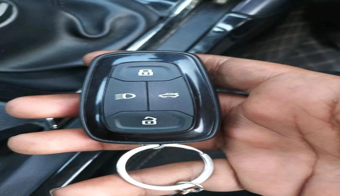 2022 Tata Harrier XT PLUS 2.0L KRYOTEC DARK EDITON, Diesel, Manual, 93,784 km, interior