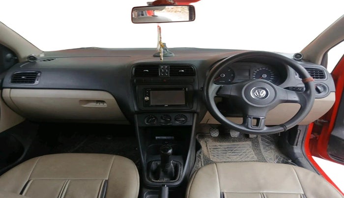 2011 Volkswagen Polo TRENDLINE 1.2L DIESEL, Diesel, Manual, 1,33,922 km, interior