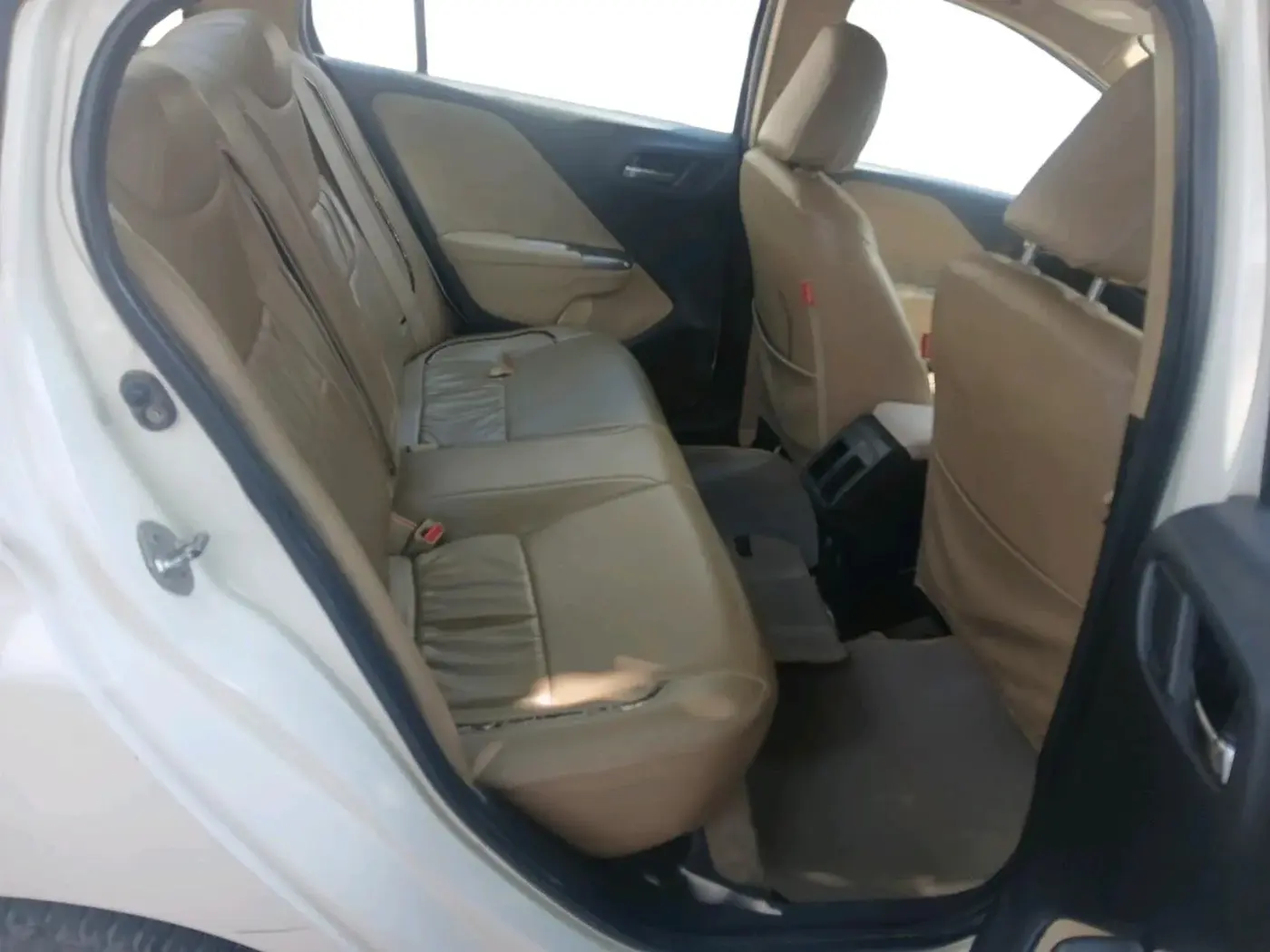 2016 Honda City 1.5L I-DTEC V, Diesel, Manual, 1,54,329 km, interior