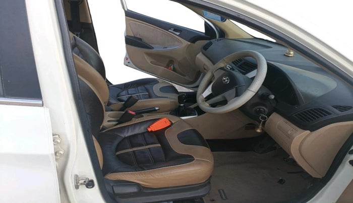 2012 Hyundai Verna FLUIDIC 1.4 CRDI, Diesel, Manual, 65,009 km, interior