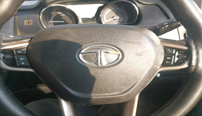 2017 Tata Hexa XTA 4X2 6 STR, Diesel, Automatic, 1,61,241 km, interior