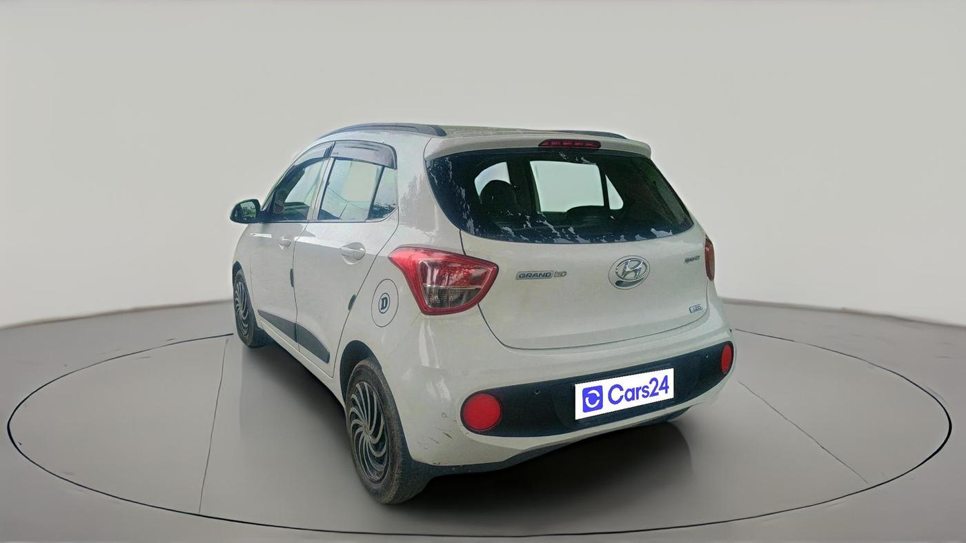 2017 Hyundai Grand i10 SPORTZ (O) 1.2 U2 CRDI, Diesel, Manual, 1,46,075 km, exterior