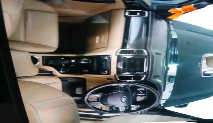 2019 Ford Endeavour TITANIUM PLUS 3.2 4X4 AT SUNROOF, Diesel, Automatic, 1,25,916 km, interior