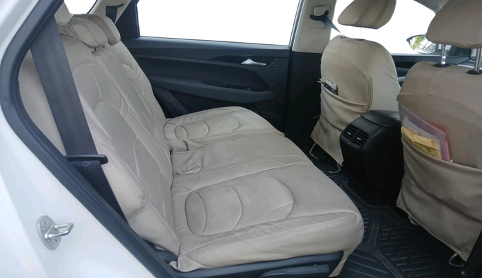 2021 MG HECTOR SUPER 2.0 DIESEL, Diesel, Manual, 1,86,391 km, interior