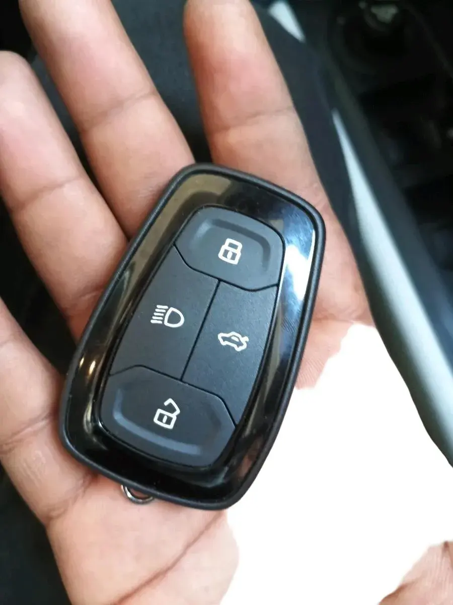 2022 Tata PUNCH ACCOMPLISHED AMT, Petrol, Automatic, 39,212 km, interior