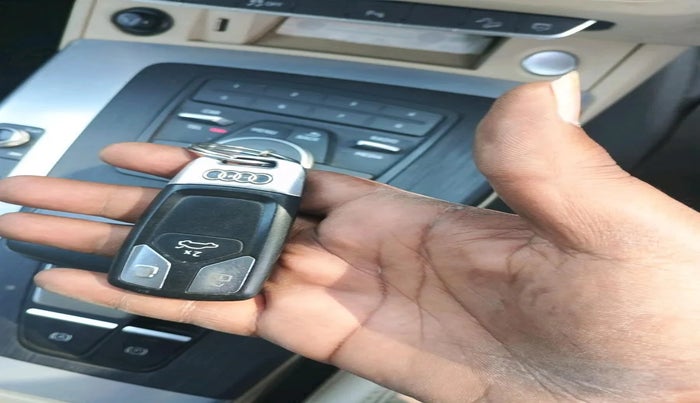 2019 Audi Q5 40 TDI PREMIUM PLUS, Diesel, Automatic, 79,211 km, interior