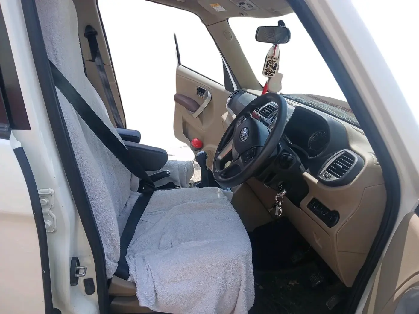 2020 Mahindra BOLERO NEO N 10, Diesel, Manual, 1,13,081 km, interior