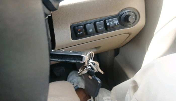 2020 Mahindra BOLERO NEO N 10, Diesel, Manual, 1,13,081 km, interior